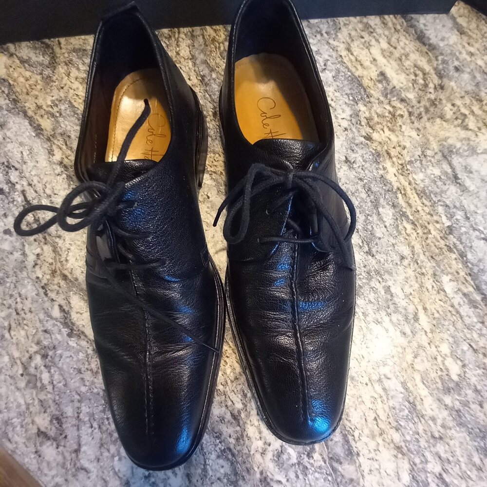 mens COLE HAAN--- BLACK leather Lace up dress shoes 10M